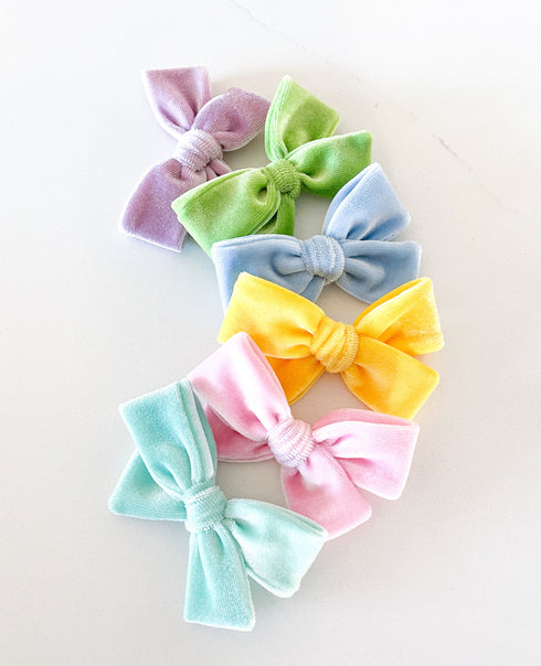 canary-yellow-velvet-pinwheel Boosh Baby - Sophia's Style-2